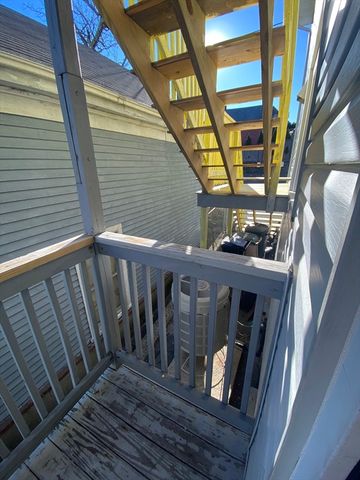 189 Ferry St 1, Malden, MA 02148