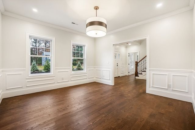 157 Mill St, Natick, MA 01760