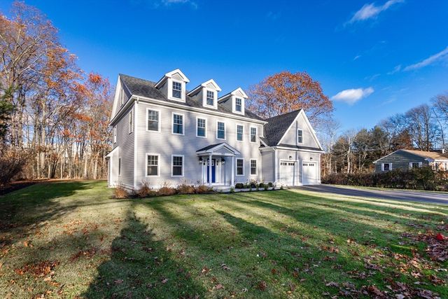 157 Mill St, Natick, MA 01760