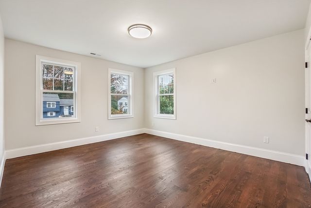 157 Mill St, Natick, MA 01760