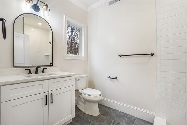 157 Mill St, Natick, MA 01760