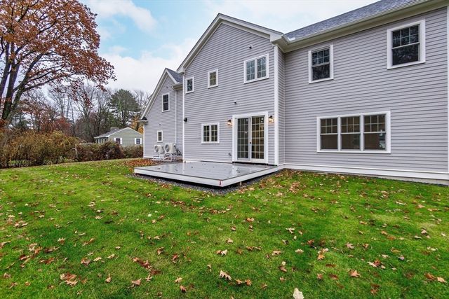 157 Mill St, Natick, MA 01760
