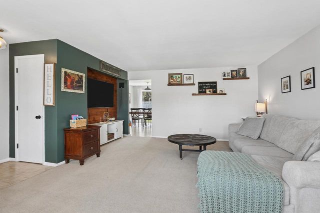 445 LA VESTA COURT, Brillion, WI 54110