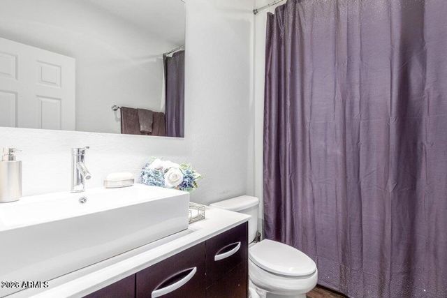 2012 W CHIMNEY ROCK Road, Phoenix, AZ 85085