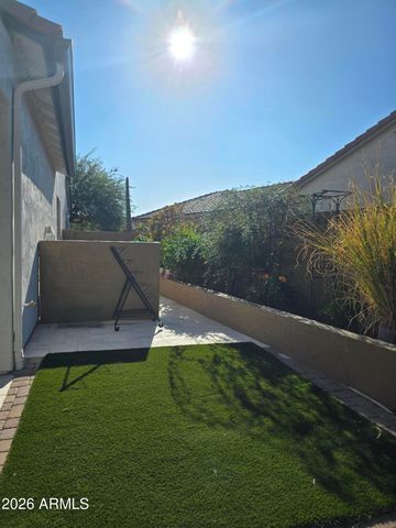 2012 W CHIMNEY ROCK Road, Phoenix, AZ 85085