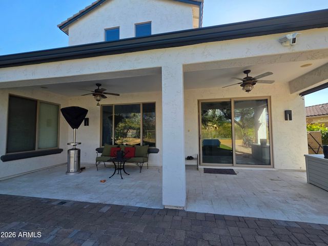 2012 W CHIMNEY ROCK Road, Phoenix, AZ 85085