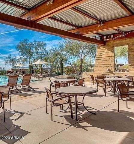 2012 W CHIMNEY ROCK Road, Phoenix, AZ 85085