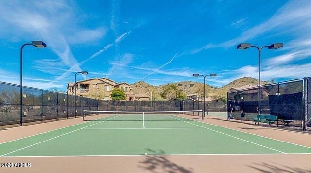 2012 W CHIMNEY ROCK Road, Phoenix, AZ 85085