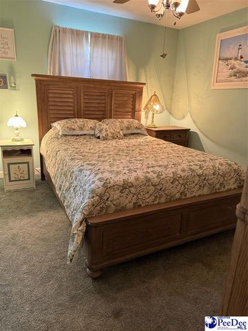 2713 W Ridgecrest Cir, Florence, SC 29501