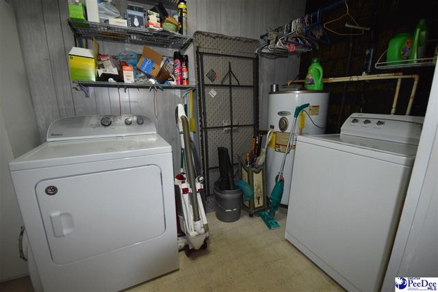 2713 W Ridgecrest Cir, Florence, SC 29501