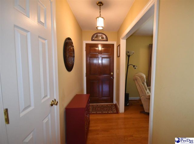 2713 W Ridgecrest Cir, Florence, SC 29501