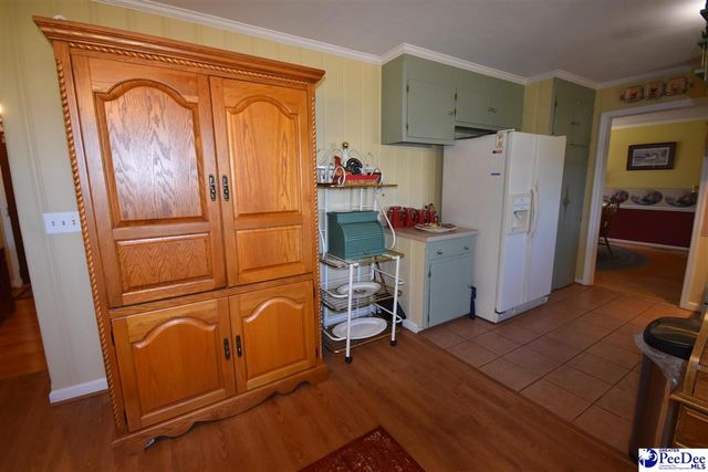 2713 W Ridgecrest Cir, Florence, SC 29501