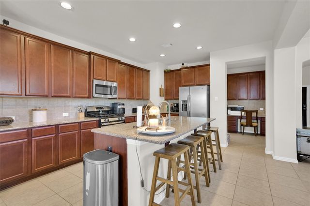 203 Bent Ray Court, Rosenberg, TX 77469