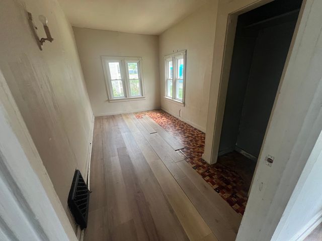 429 E Locust Street, Kankakee, IL 60901