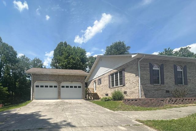 34 Ross Jones Road, Whitley City, KY 42653