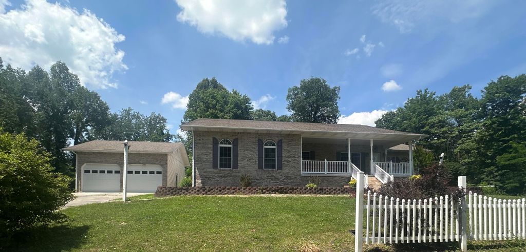 34 Ross Jones Road, Whitley City, KY 42653