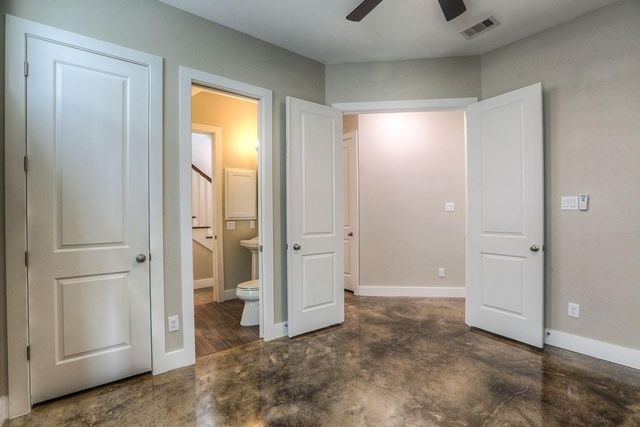 3619 Alba Road, Houston, TX 77018