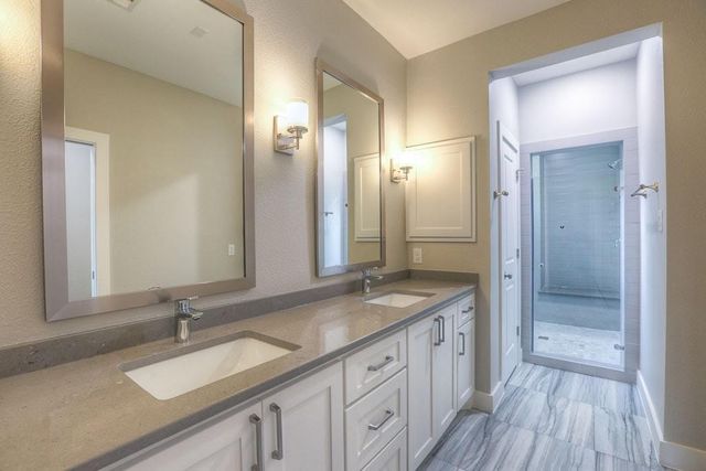 3619 Alba Road, Houston, TX 77018