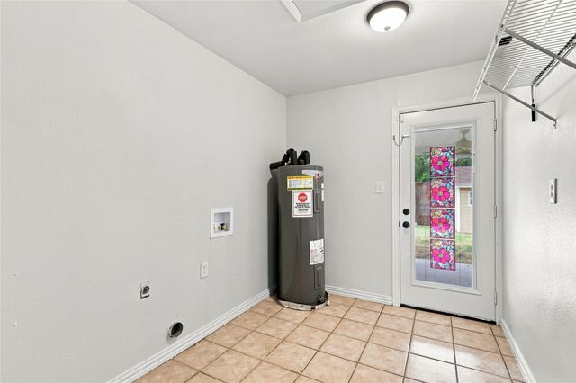 6705 Nola Court, Watauga, TX 76148