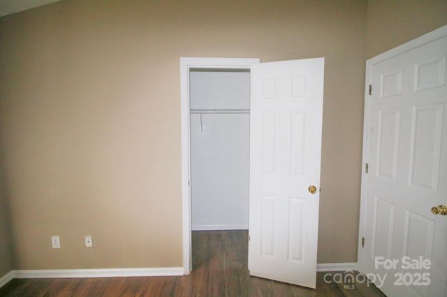 6202 Cottageville Lane, Charlotte, NC 28208