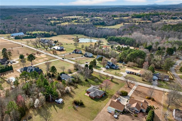 3533 Pelzer Highway, Easley, SC 29642