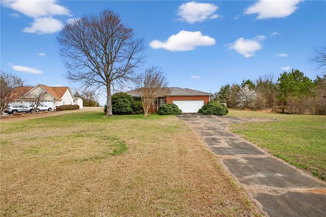 3533 Pelzer Highway, Easley, SC 29642