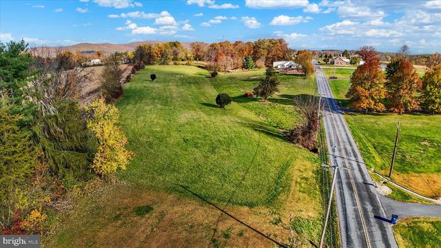 470 CAPITOL HILL RD, Dillsburg, PA 17019