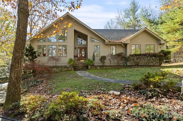 231 Greenleaf Drive, Flat Rock, NC 28731