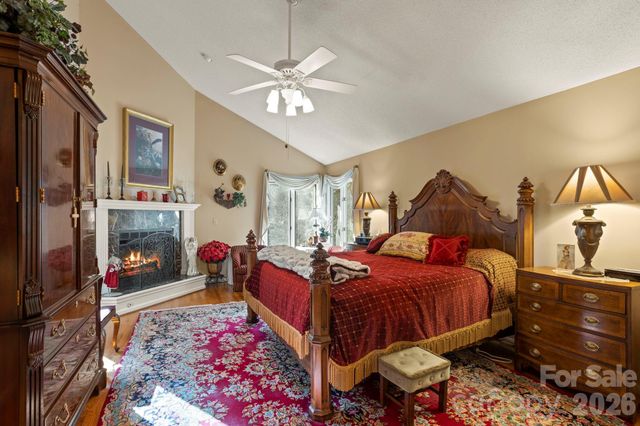 231 Greenleaf Drive, Flat Rock, NC 28731