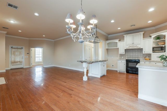 17204 Cedar Drive, Edmond, OK 73012