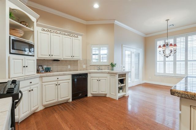 17204 Cedar Drive, Edmond, OK 73012