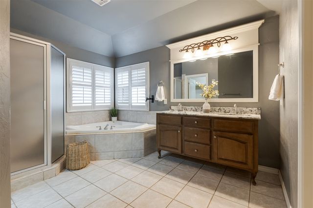 17204 Cedar Drive, Edmond, OK 73012