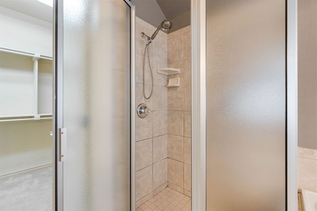 17204 Cedar Drive, Edmond, OK 73012
