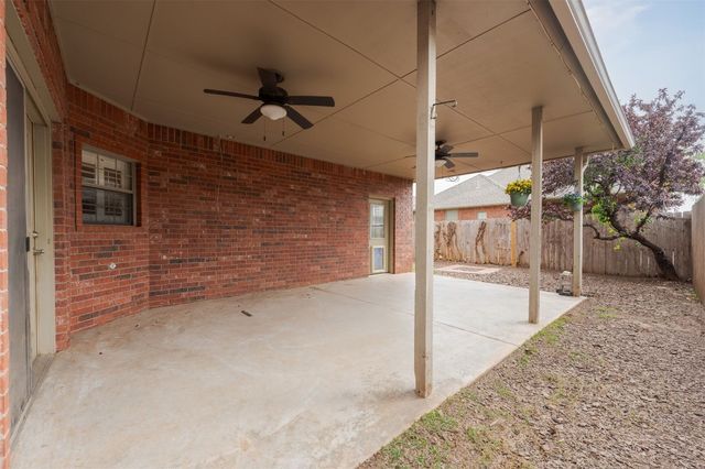 17204 Cedar Drive, Edmond, OK 73012