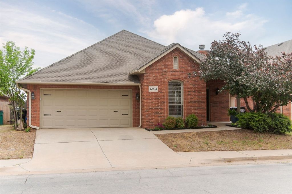 17204 Cedar Drive, Edmond, OK 73012