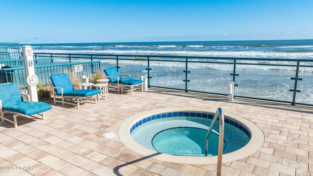 3311 S Atlantic Avenue, Daytona Beach, FL 32118