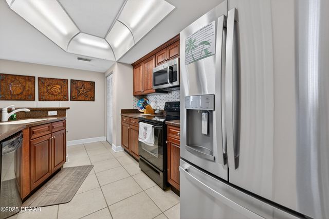 3311 S Atlantic Avenue, Daytona Beach, FL 32118