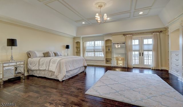 6 Norman Ct, Livingston Twp., NJ 07039