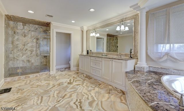 6 Norman Ct, Livingston Twp., NJ 07039