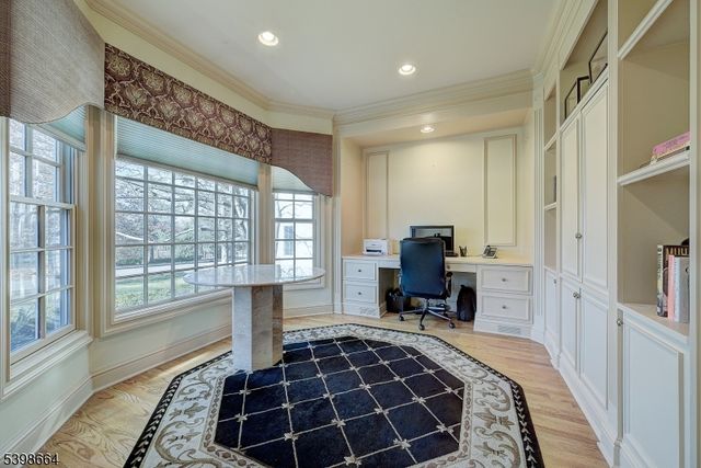 6 Norman Ct, Livingston Twp., NJ 07039