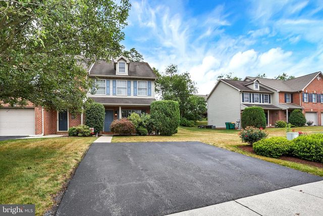 4075 CAISSONS CT, Enola, PA 17025