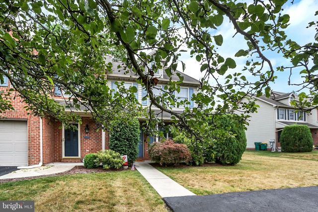 4075 CAISSONS CT, Enola, PA 17025