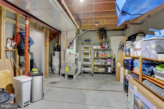 4075 CAISSONS CT, Enola, PA 17025