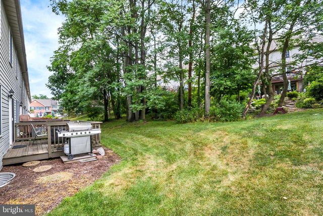 4075 CAISSONS CT, Enola, PA 17025