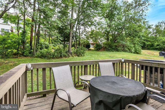 4075 CAISSONS CT, Enola, PA 17025