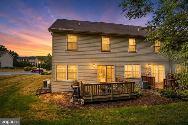 4075 CAISSONS CT, Enola, PA 17025