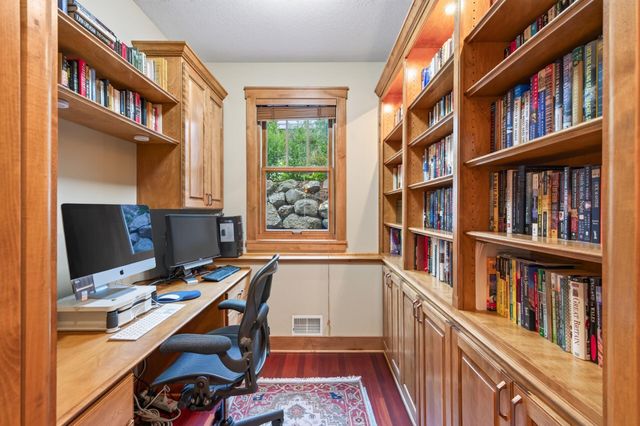 1423 June Avenue S, Golden Valley, MN 55416