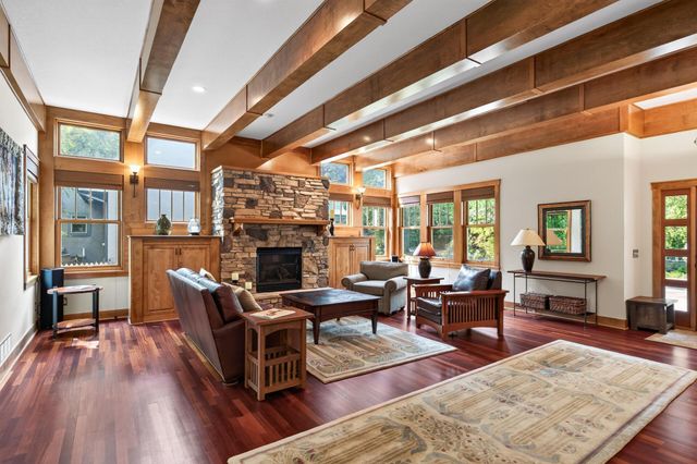 1423 June Avenue S, Golden Valley, MN 55416