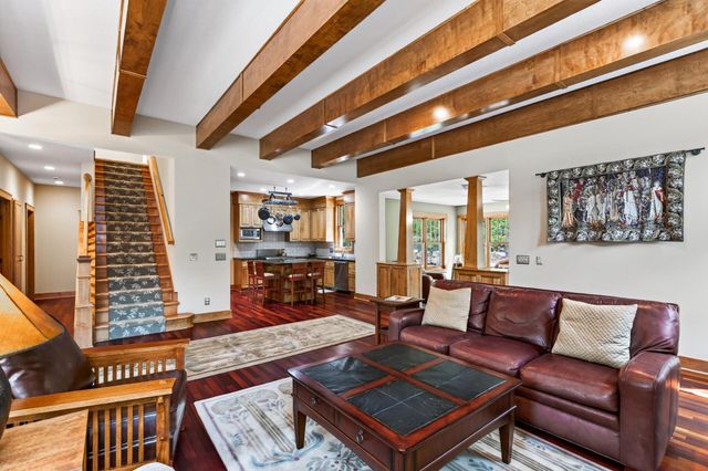 1423 June Avenue S, Golden Valley, MN 55416