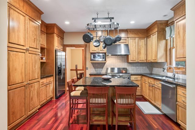 1423 June Avenue S, Golden Valley, MN 55416